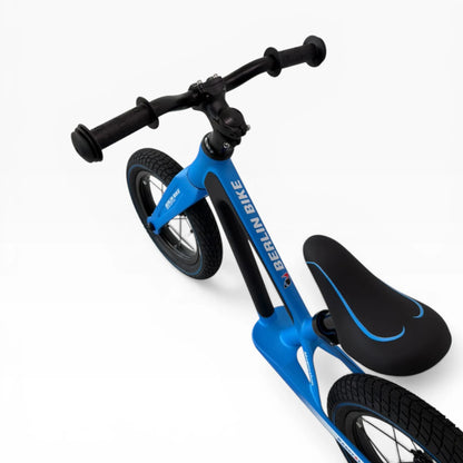 Berlin Bike Raddy Laffy Balance Bike 12 Inch handlebar and saddle detail blue